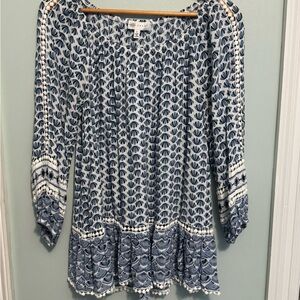 Fever Blue and White Floral Top